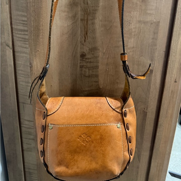 Patricia Nash tooled leather crossbody - Picture 3 of 11